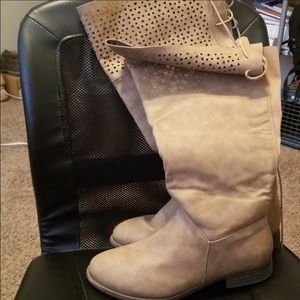 Torrid knee high boots